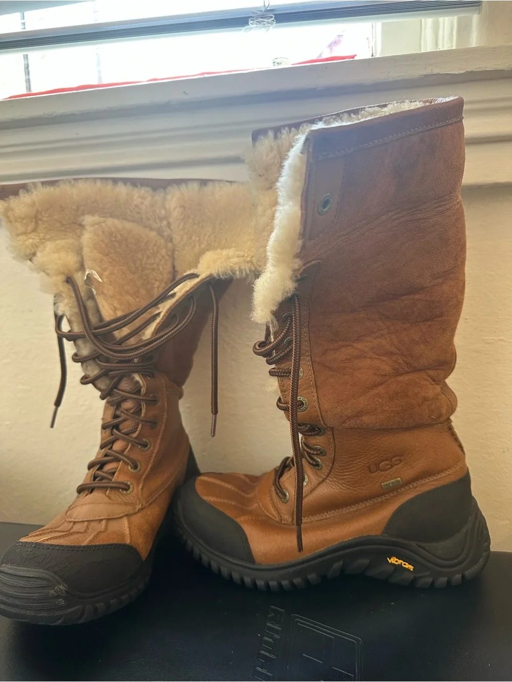 UGG Tan Leather Shearling Lace-Up Winter Boots